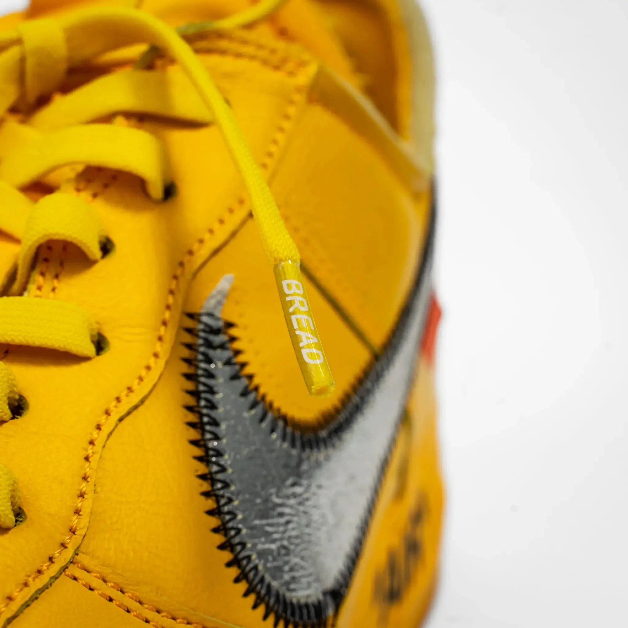 Lace Bread Corona Yellow - Image 15