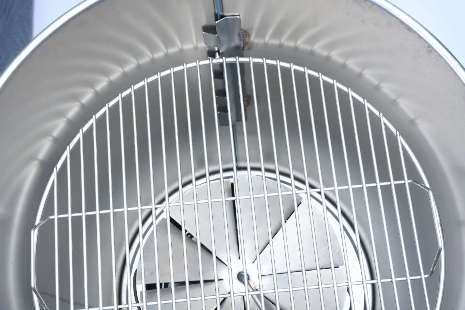 Hunsaker  Vortex Charcoal Basket - Image 7